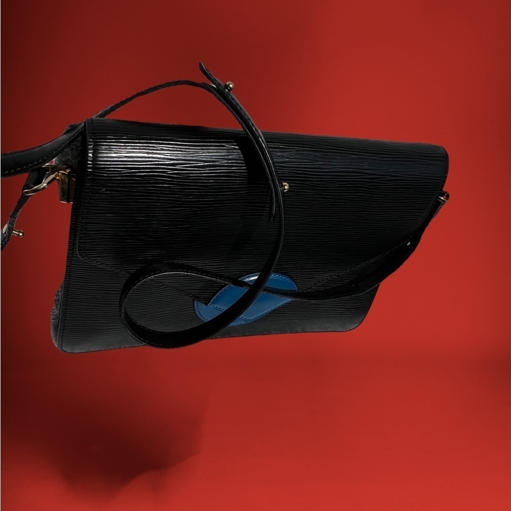 LV Black and Blue Epi Osh - Picture 11 of 15